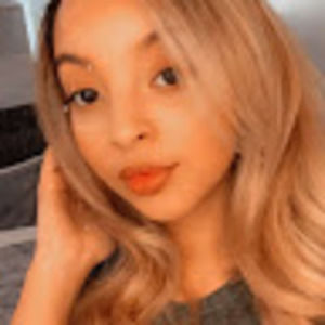 Meet your Posher, Karina